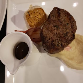 Gallery Restaurant - 8oz filet mignon - New American Near Me - Charlotte, North Carolina