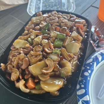 Mystic Dragon - Cashew chicken - Restaurants Near Me - Gravois Mills, Missouri Mystic Dragon - Cashew chicken - Restaurants Near Me - Gravois Mills, Missouri