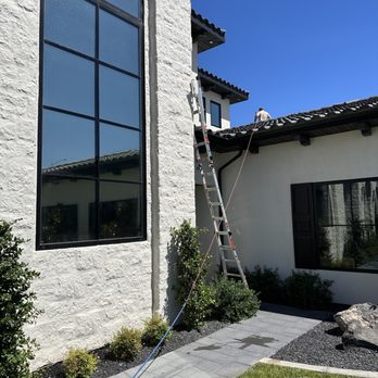 Squeegee Gorillas - Window Washing Near Me