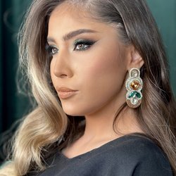 Makeup by Mehrnaz 