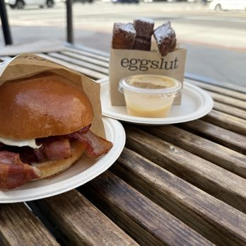 Eggslut - Sandwich and French toast - New American Near Me - Glendale, California