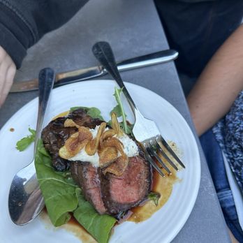 The Wine Bar - Hanger Steak - Wine Bars Near Me - Hollywood, California