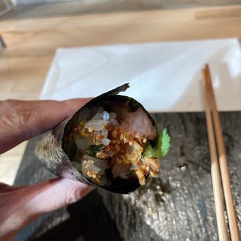 Handies Douzo - hamachi - Sushi Bars Near Me - Houston, Texas