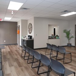 Urgent Care TX - Cleburne - No Waiting... area :-)