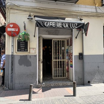 Café de la Luz - Coffee & Tea Near Me - Madrid, M