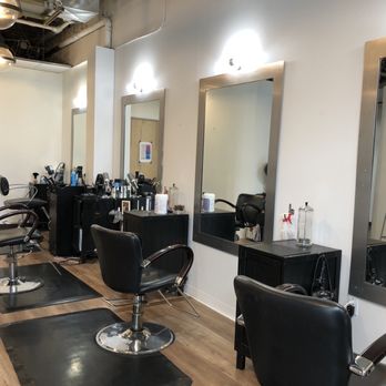 Franki at ARIA - Clean area and only allowing one customer at a time. - Hair Stylists Near Me - Seattle, Washington