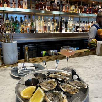 Francine - HH oysters and cocktail - French Near Me - Scottsdale, Arizona Francine - HH oysters and cocktail - French Near Me - Scottsdale, Arizona