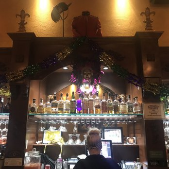 The Front Room Wine Bar - Beautiful and festive decorations - Wine Bars Near Me - Smithville, Texas The Front Room Wine Bar - Beautiful and festive decorations - Wine Bars Near Me - Smithville, Texas