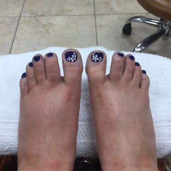 Tammy Nails - Nail Salons Near Me - Chico, California