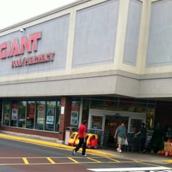 Giant Food Store