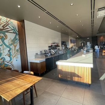 Starbucks - Coffee & Tea Near Me - Grayson, Georgia