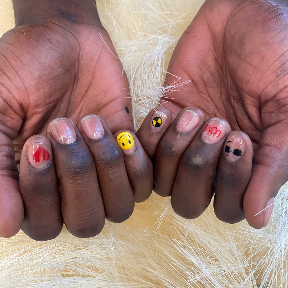 JOLIE BOUTIQUE SALON 400 E Stonewall St, Charlotte, North Carolina