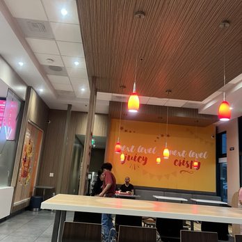 Jollibee - places to sit - Chicken Shop Near Me - Artesia, California