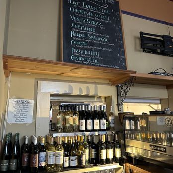 Cucina Verona - the Bar - Italian Near Me - Fort Bragg, California Cucina Verona - the Bar - Italian Near Me - Fort Bragg, California