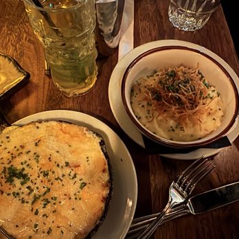 Hudson & Co - Potato Puree (GF) and Mac N' Cheese - Gastropubs Near Me - Jersey City, New Jersey Hudson & Co - Potato Puree (GF) and Mac N' Cheese - Gastropubs Near Me - Jersey City, New Jersey