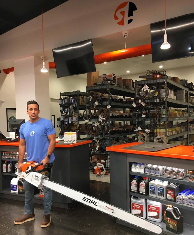 SAW HOUSE Updated October 2024 31 Photos 9860 Aldine Westfield Rd