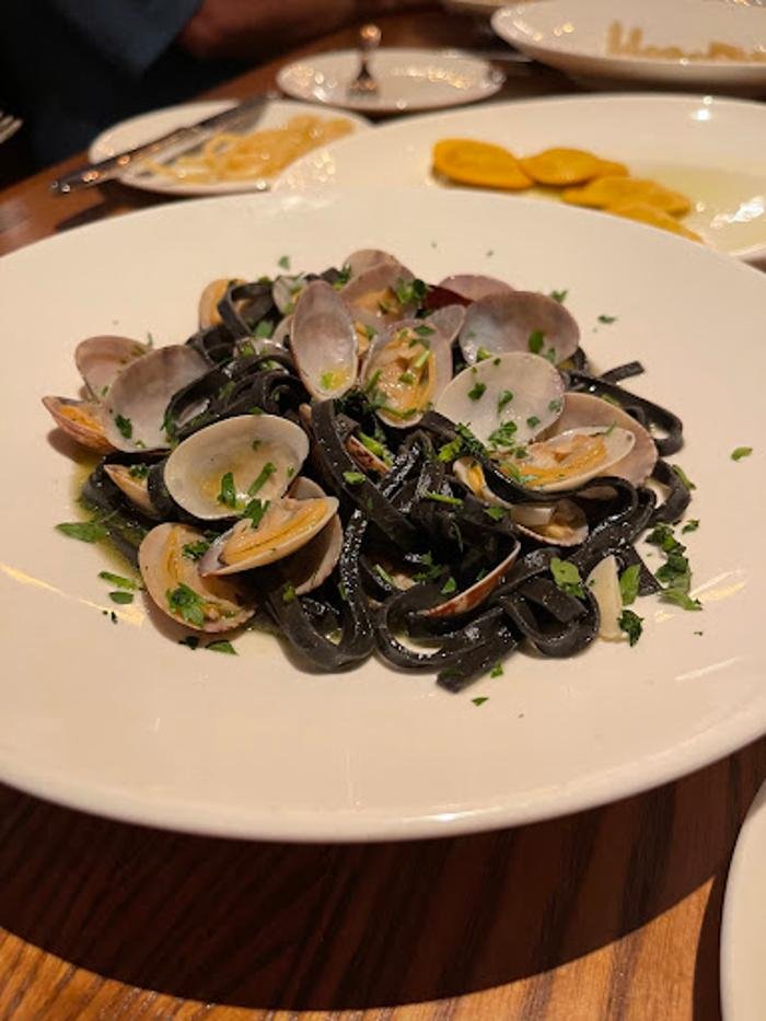 LILLY’S FRESH PASTA Updated September 2024 208 Main St, Everett