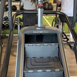 Gold's Gym