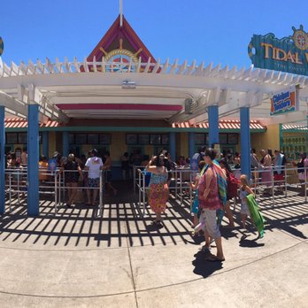 Six Flags Hurricane Harbor - Packed Food Court - Water Parks Near Me - Concord, California Six Flags Hurricane Harbor - Packed Food Court - Water Parks Near Me - Concord, California