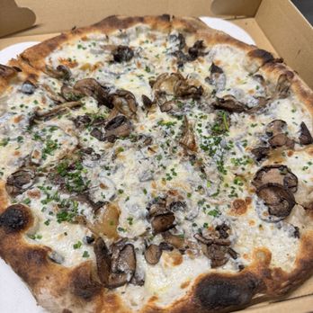 Razza - Funghi - Pizza Near Me - Jersey City, New Jersey