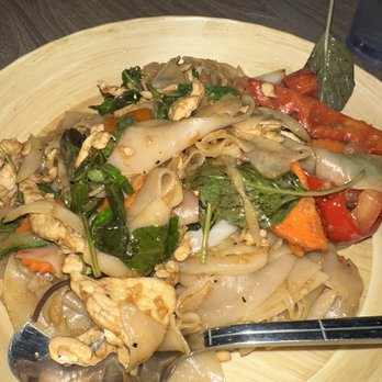 Siam Station - Pad Kee Mow - Thai Near Me - Irvine, California