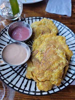 Guacaya Bistreaux by null