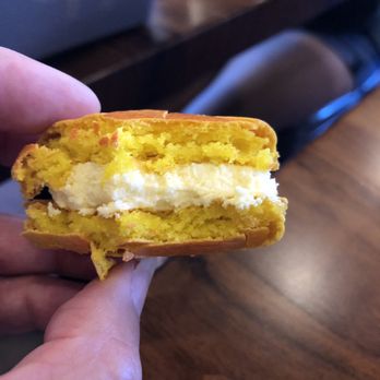 La Tour Cafe - Mango macaroon - Cafes Near Me - Honolulu, Hawaii La Tour Cafe - Mango macaroon - Cafes Near Me - Honolulu, Hawaii
