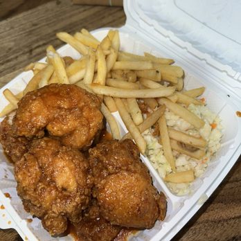 Rokstar Chicken Long Island City - Spicy Boneless (Dark Meat) 5pcs Combo Meal - Chicken Shop Near Me - City, New York Rokstar Chicken Long Island City - Spicy Boneless (Dark Meat) 5pcs Combo Meal - Chicken Shop Near Me - City, New York