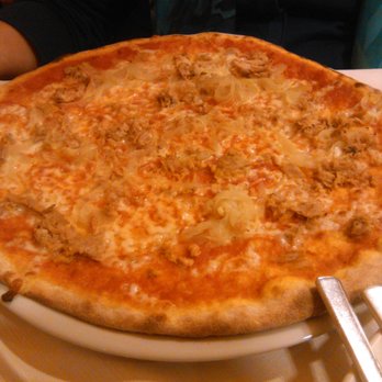 Il Giardino delle Spezie - Pizza Tonno e Cipolla - Pizza Near Me - Padergnone, Tennessee Il Giardino delle Spezie - Pizza Tonno e Cipolla - Pizza Near Me - Padergnone, Tennessee