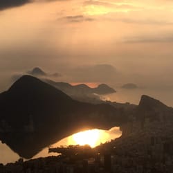 Parque Natural Municipal Penhasco Dois Irmãos - Sunrise from the top of Dois Irmãos mountain