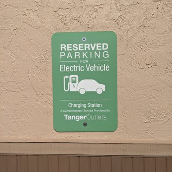 ChargePoint - ChargePoint in the Tanger Outlet, Blowing Rock - EV Charging Stations Near Me - Blowing Rock, North Carolina ChargePoint - ChargePoint in the Tanger Outlet, Blowing Rock - EV Charging Stations Near Me - Blowing Rock, North Carolina