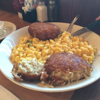Nutley Diner - Macaroni and cheese and crab cakes - Diners Near Me - Nutley, New Jersey