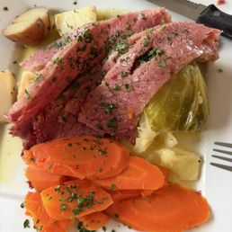 Corned beef and cabbage! Corned beef and cabbage!