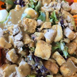 Salad and Go - Caprese Salad with Grilled Chicken