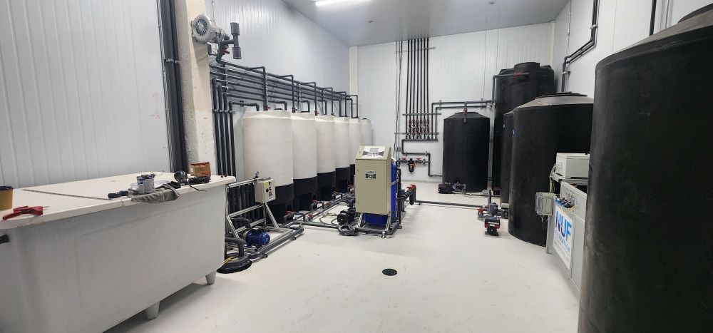 Slide of All Season Handyman