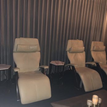 Spa Toscana - Relaxation room, these chairs are magic! - Day Spas Near Me - Reno, Nevada