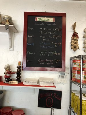 Minelli's Pizza by null