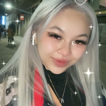 Double Q - platinum white blonde - Hair Salons Near Me - New York, New York Double Q - platinum white blonde - Hair Salons Near Me - New York, New York