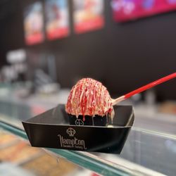 Hampton Chocolate Factory - Strawberry Shortcake Sundae