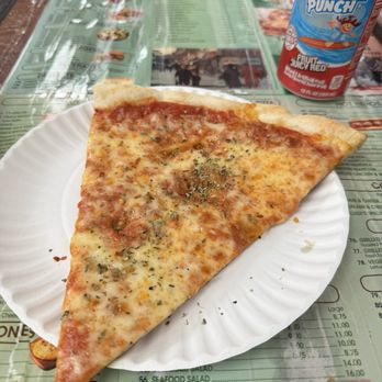 Luigi's Pizzeria - Pizza Near Me - Brooklyn, New York Luigi's Pizzeria - Pizza Near Me - Brooklyn, New York