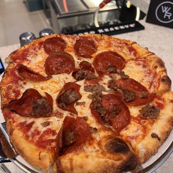 Gallo's Pizza & Bar - 12 inch pepperoni pizza half sausage - Sandwiches Near Me - Dublin, Ohio