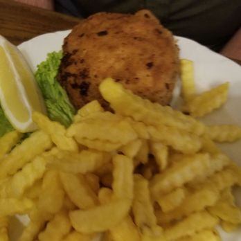 Ambräusianum - Schnitzel with cheese and bacon - German Near Me - Bamberg, BY Ambräusianum - Schnitzel with cheese and bacon - German Near Me - Bamberg, BY