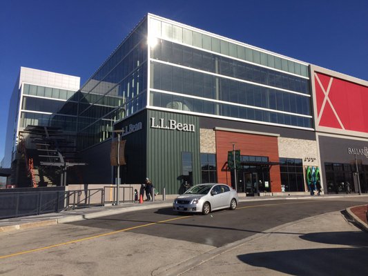 L.L.Bean by null