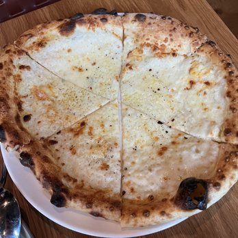 Bridgette Bar - Five cheese pizza - Italian Near Me - Toronto, Ontario