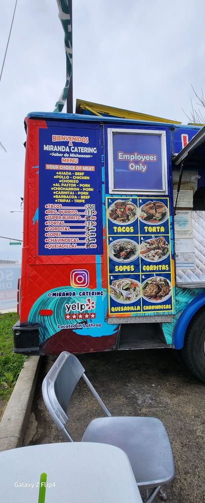 Miranda Catering Sabor Michoacan Logo