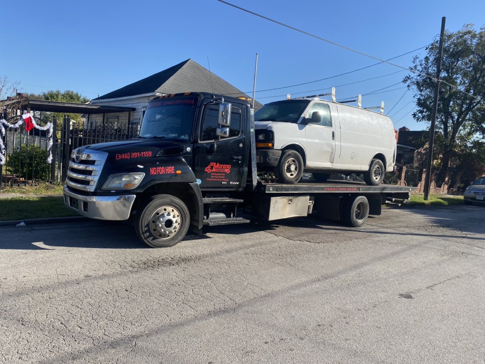 Moreno’s Towing