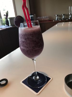 Manyo Club (Minato Mirai) by null