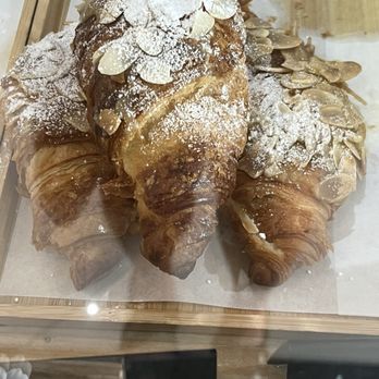 Be Bakery  - Bakeries Near Me - Miami Beach, Florida