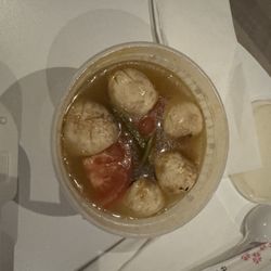 Ben Thanh Restaurant - Tomyum soup with chicken