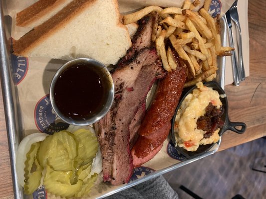 Jon's Grille by null
